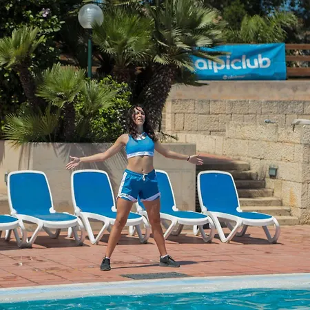 I Giardini Di Athena- Athena سكولييتي