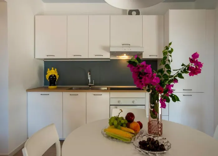 I Giardini Di Athena- Athena